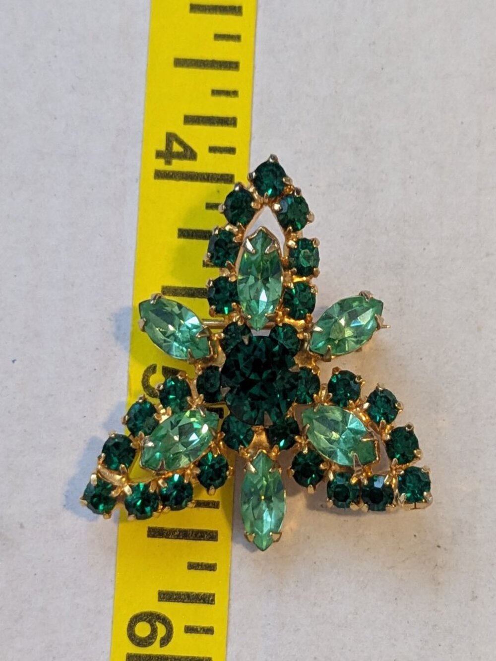 Vintage MCM Gold Tone Green Round, Navettes Crystal Glow Brooch Pin